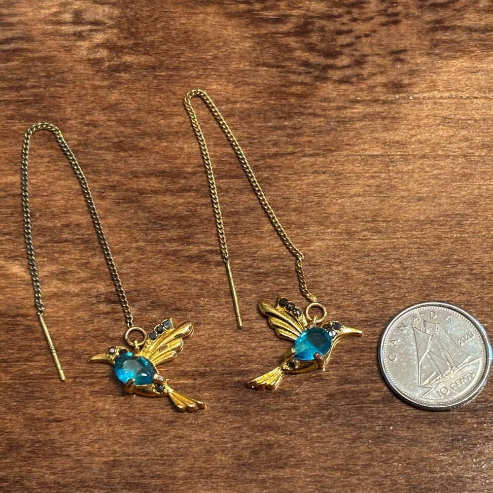 Hummingbird Chain Thread Earrings - Picture 2 of 5
